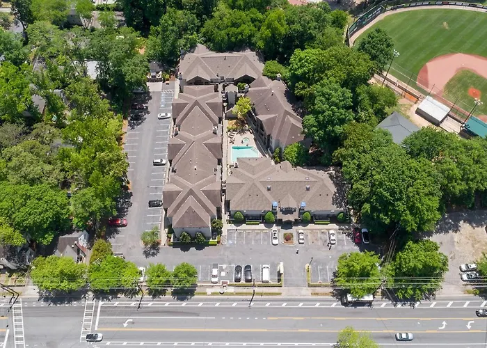 Quality Suites Atlanta Buckhead Village North